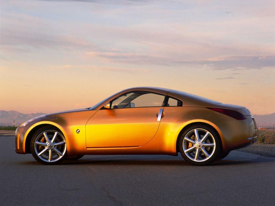 Nissan 350Z Concept 2001 года  (фото 10 из 27)